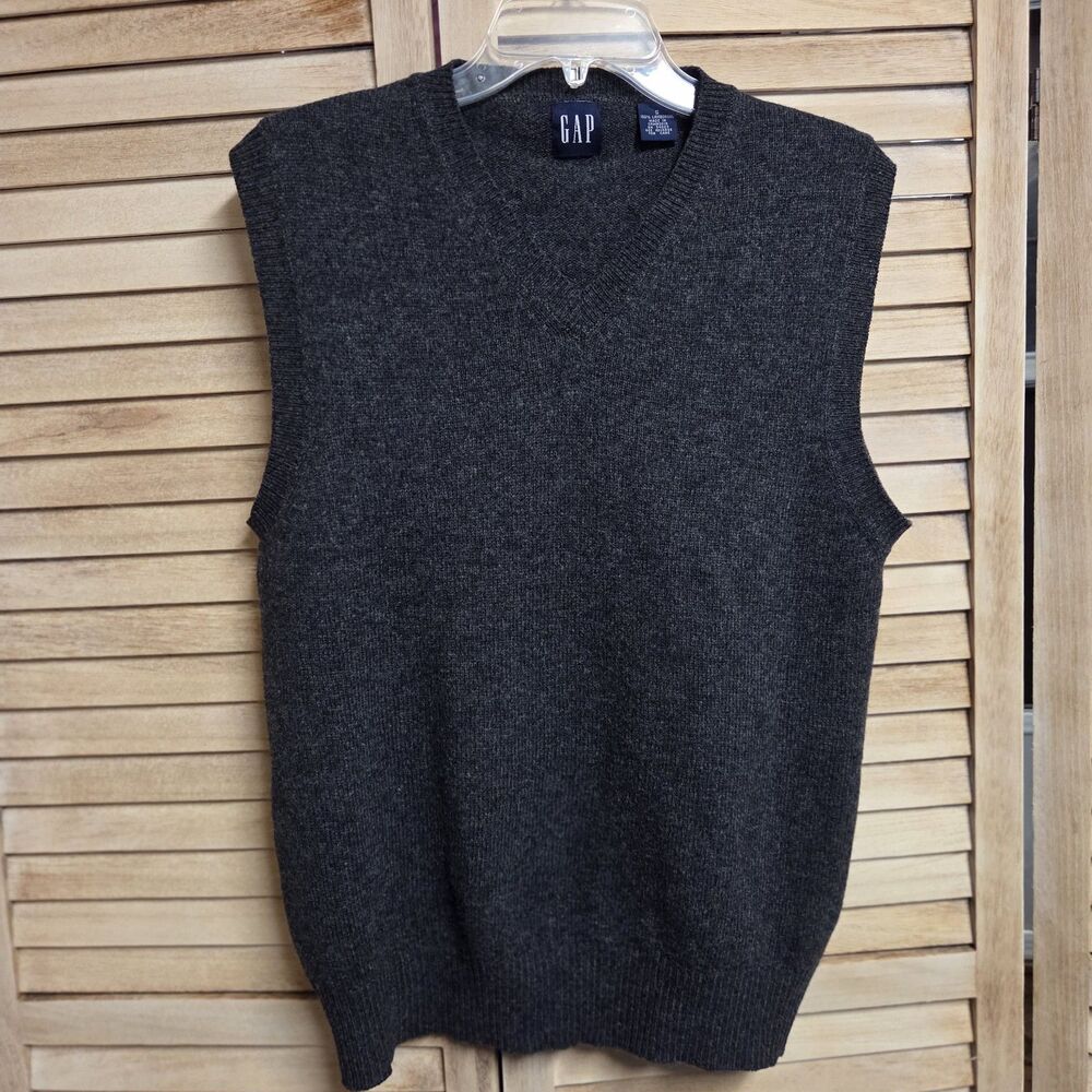 Vintage 90s GAP 100% Lambswool V-Neck Sweater Vest Pullover Mens S Gray RN 54023